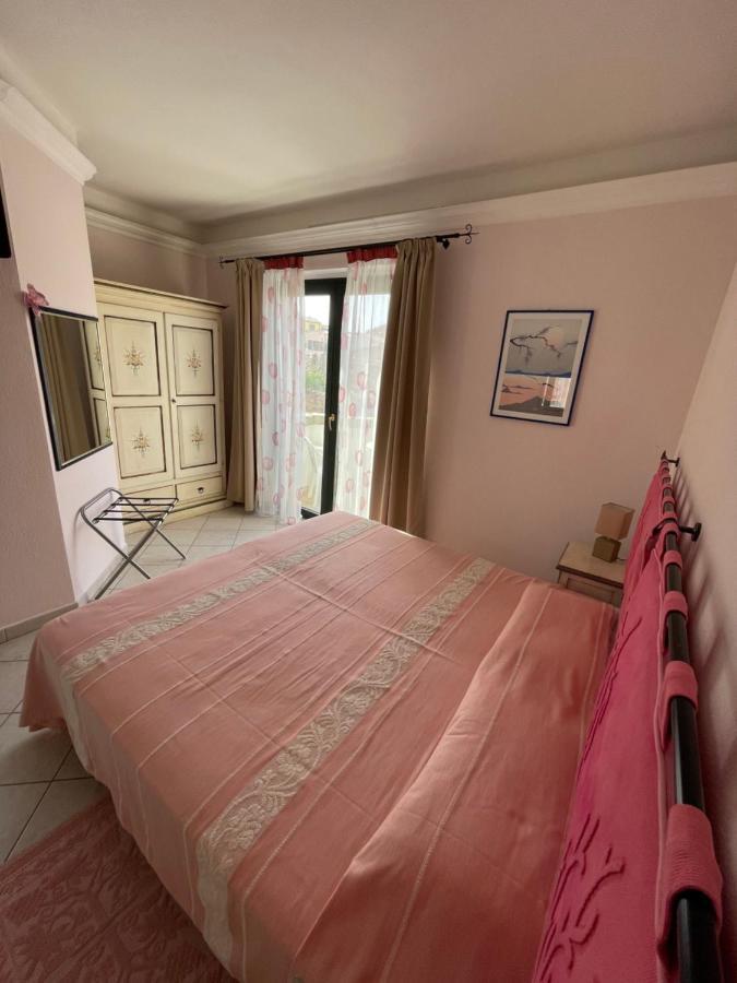 B&B Le Farfalle Palau Eksteriør bilde
